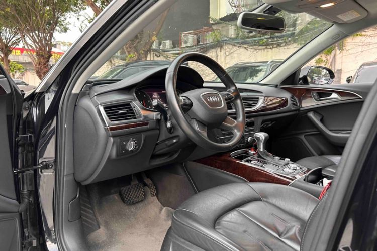 Used Audi A6L 2015 30 FSI Millionth Anniversary Comfort Model Interior 8