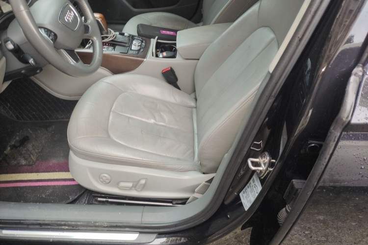 Used Audi A6L 2015 35 FSI quattro Technology Edition Left Front Seat