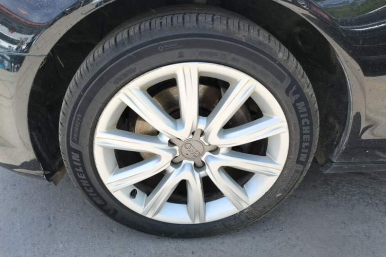 Used Audi A6L 2015 35 FSI quattro Technology Edition Left Front Wheel Hub