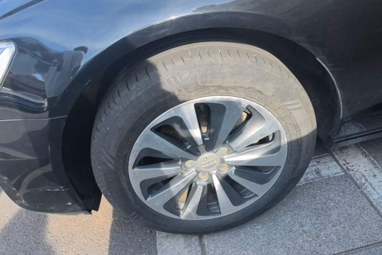 Used Audi A6L 2015 TFSI Millionth Anniversary Intelligent Model Left Front Wheel Hub