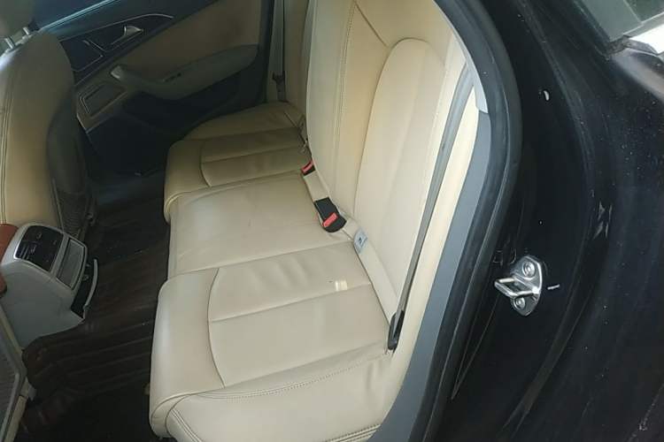 Used Audi A6L 2015 TFSI Millionth Anniversary Intelligent Model Left Rear Seat