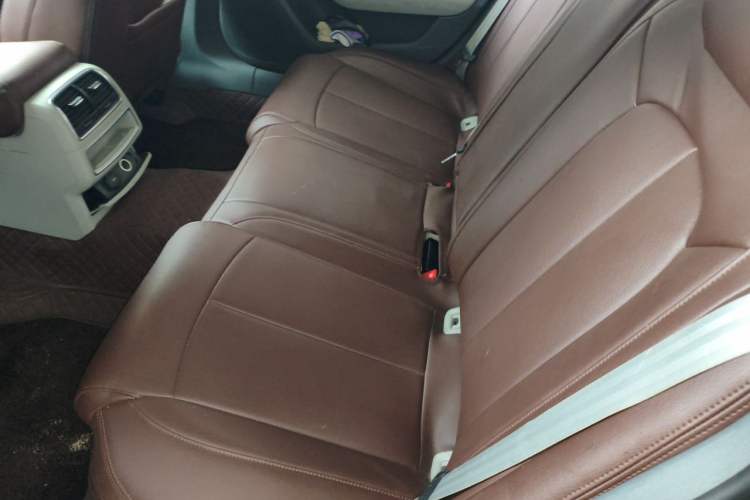 Used Audi A6L 2015 TFSI Millionth Anniversary Intelligent Model Left Rear Seat