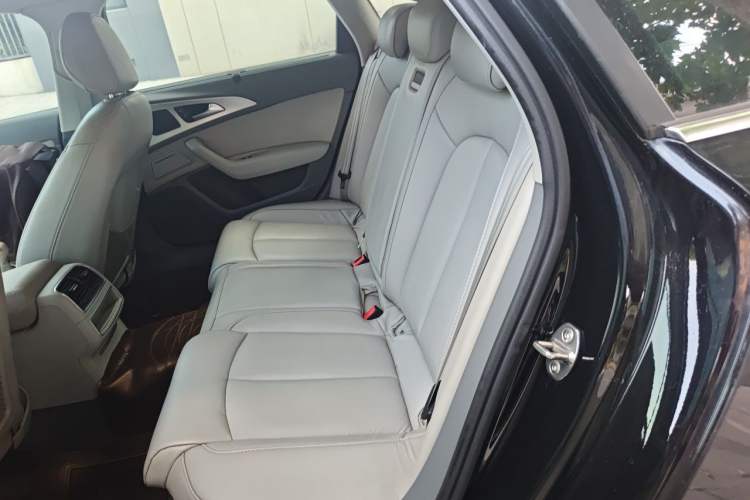 Used Audi A6L 2015 TFSI Millionth Anniversary Intelligent Model Left Rear Seat