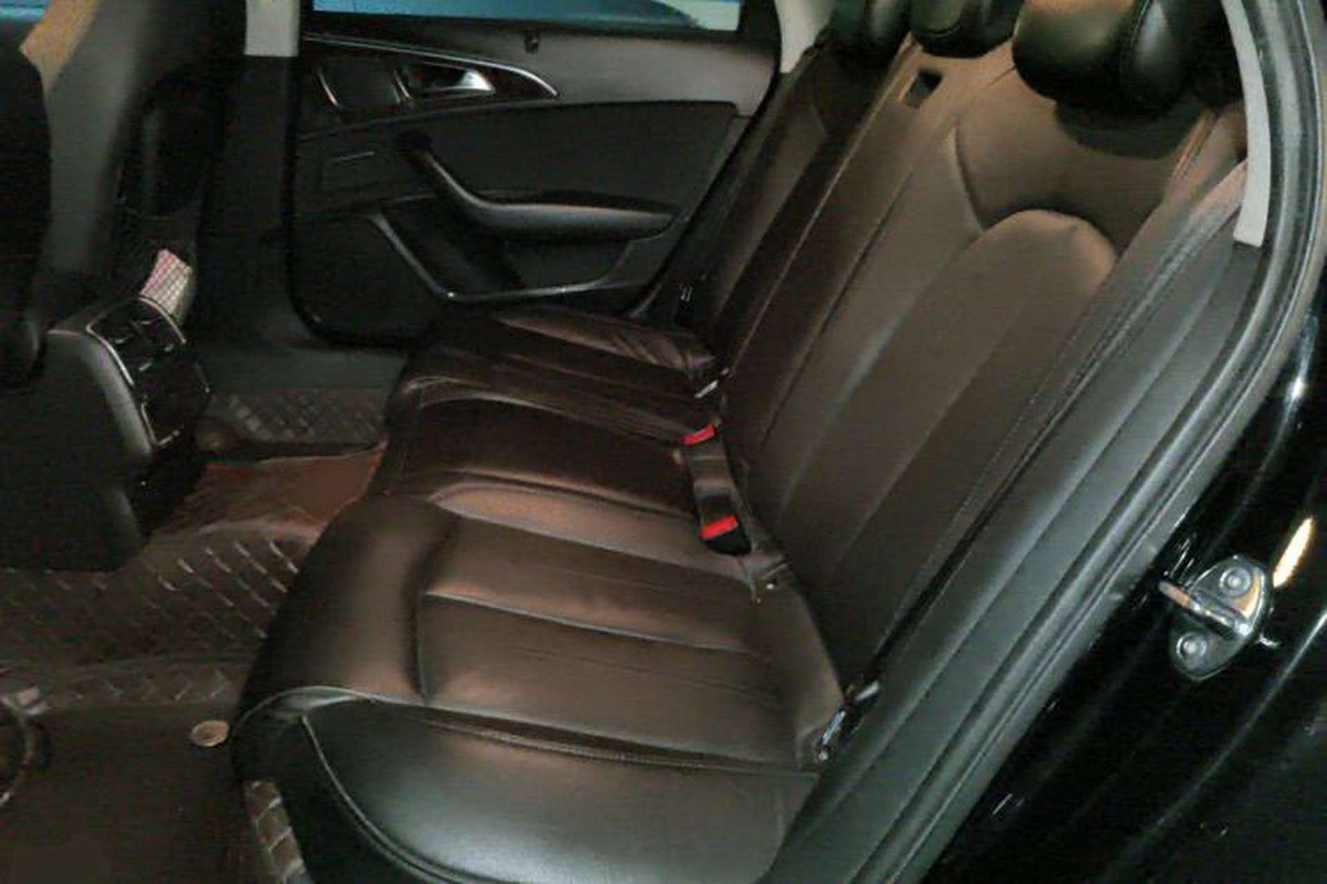 Used Audi A6L 2015 TFSI Millionth Anniversary Intelligent Model Left Rear Seat