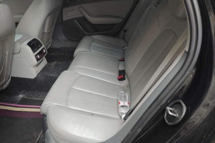 Used Audi A6L 2015 35 FSI quattro Technology Edition Left Rear Seat