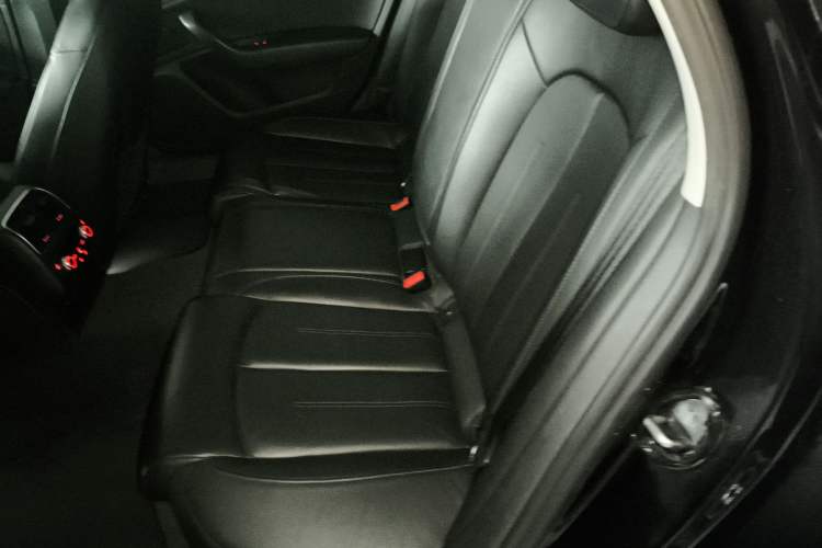 Used Audi A6L 2015 35 FSI quattro Technology Edition Left Rear Seat