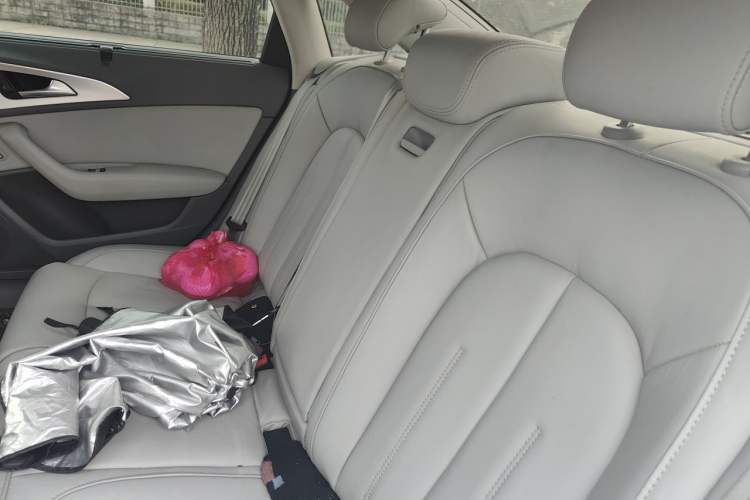 Used Audi A6L 2015 TFSI Millionth Anniversary Intelligent Model Left Rear Seat