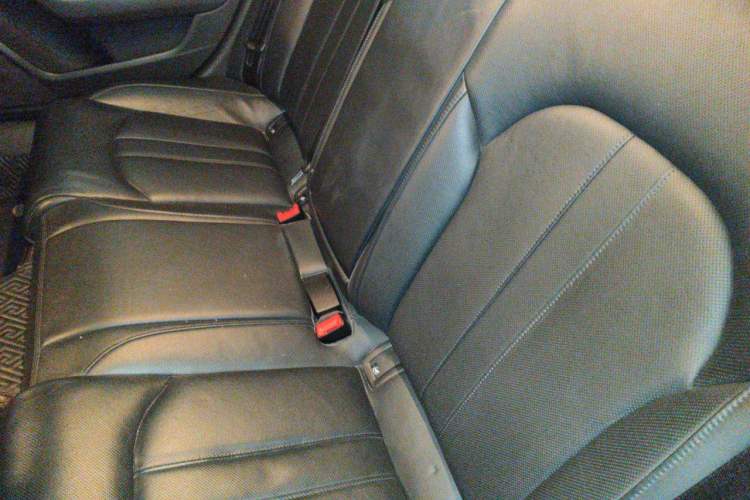 Used Audi A6L 2015 35 FSI quattro Comfort Model Left Rear Seat
