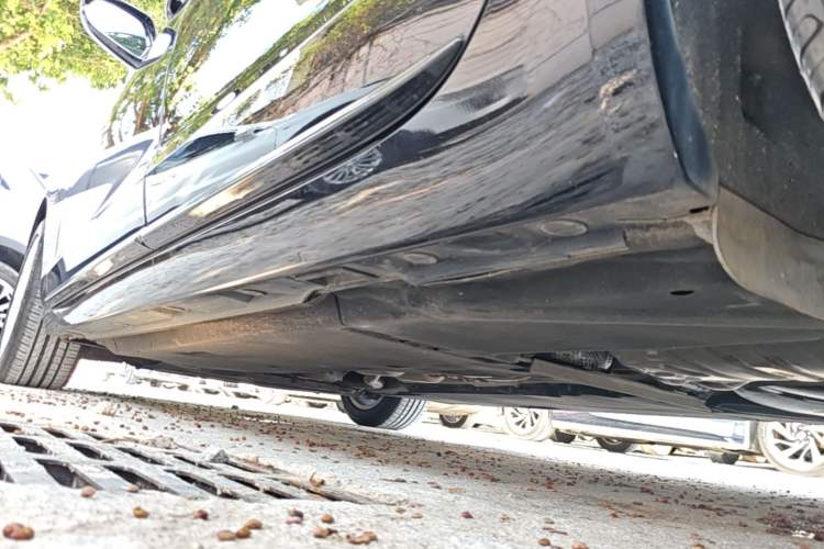 Used Audi A6L 2015 30 FSI Millionth Anniversary Comfort Model Left Side Sill