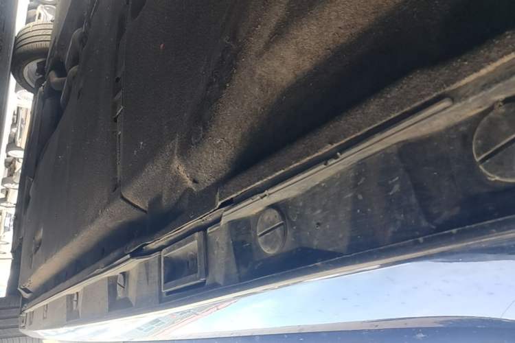 Used Audi A6L 2015 35 FSI quattro Technology Edition Left Side Sill