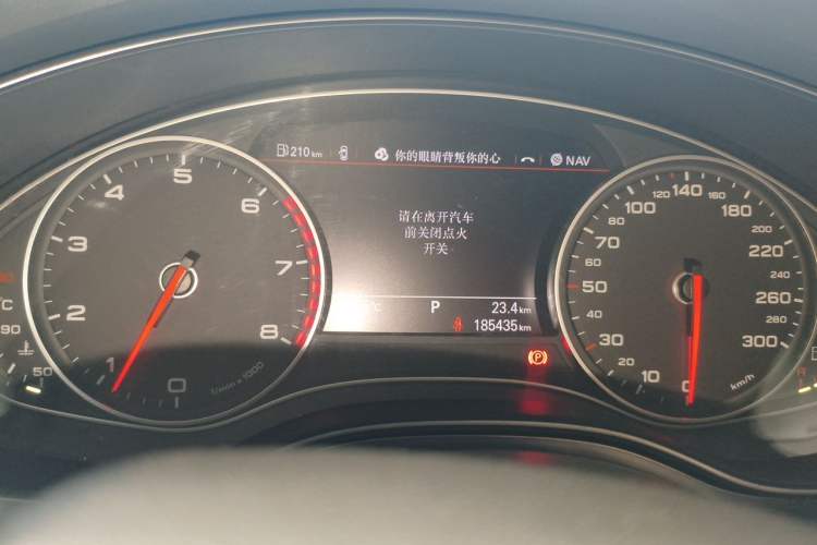 Used Audi A6L 2015 TFSI Millionth Anniversary Intelligent Model Odometer Close Up