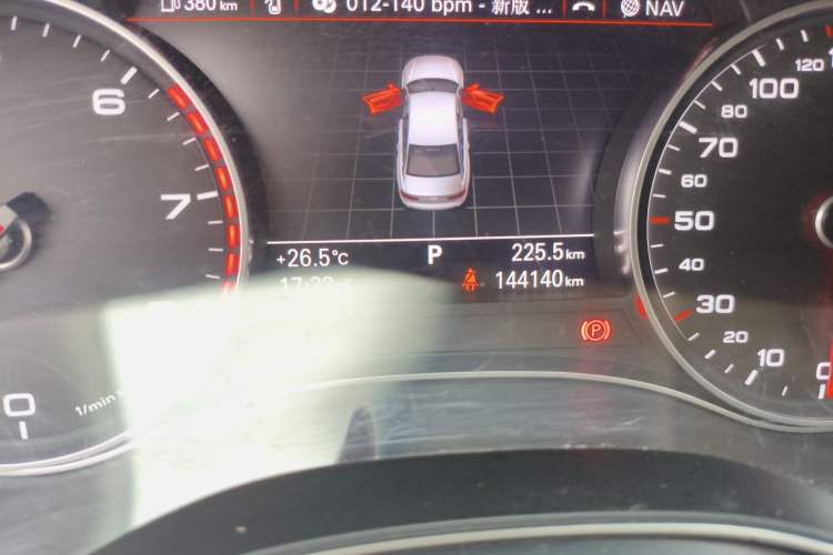 Used Audi A6L 2015 TFSI Millionth Anniversary Intelligent Model Odometer Close Up