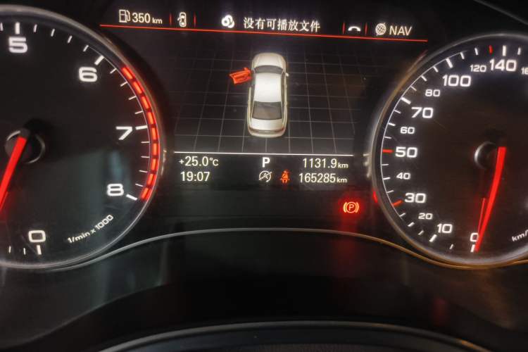 Used Audi A6L 2015 TFSI Millionth Anniversary Intelligent Model Odometer Close Up