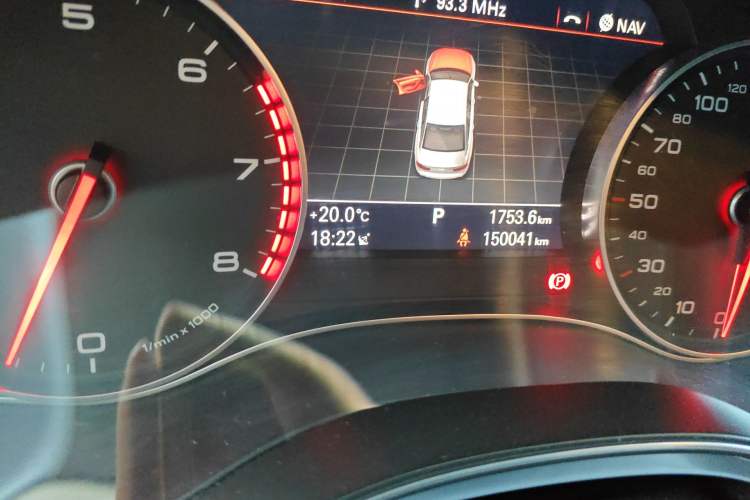 Used Audi A6L 2015 35 FSI quattro Technology Edition Odometer Close Up