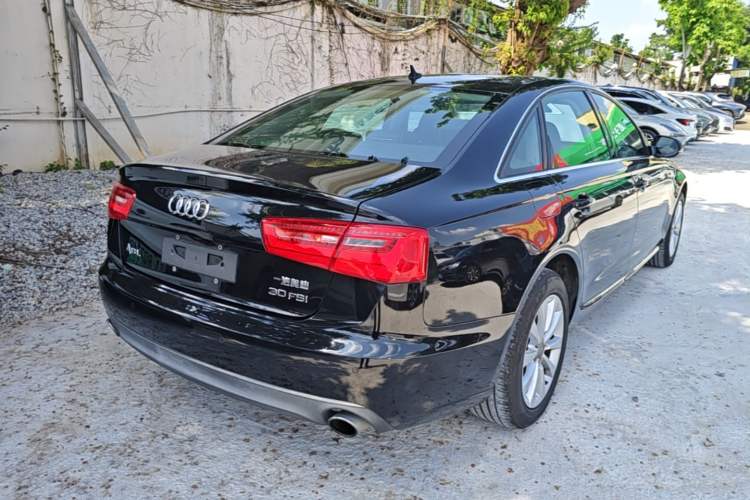 Used Audi A6L 2015 30 FSI Millionth Anniversary Comfort Model Rear Right 45 Deg