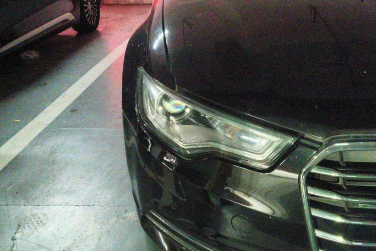 Used Audi A6L 2015 35 FSI quattro Comfort Model Right Front Headlight