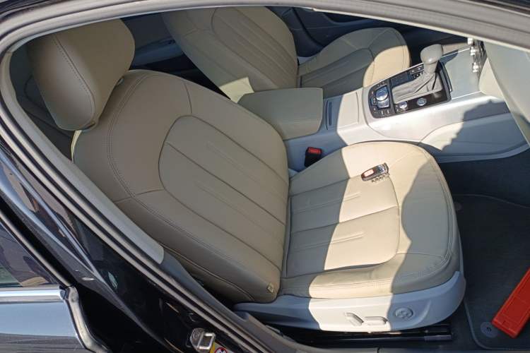 Used Audi A6L 2015 TFSI Millionth Anniversary Intelligent Model Right Front Seat