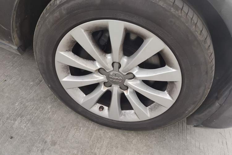 Used Audi A6L 2015 30 FSI Millionth Anniversary Comfort Model Right Front Wheel Hub