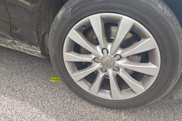 Used Audi A6L 2015 TFSI Millionth Anniversary Intelligent Model Right Front Wheel Hub