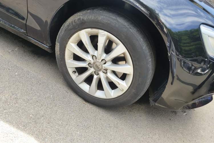 Used Audi A6L 2015 TFSI Millionth Anniversary Intelligent Model Right Front Wheel Hub
