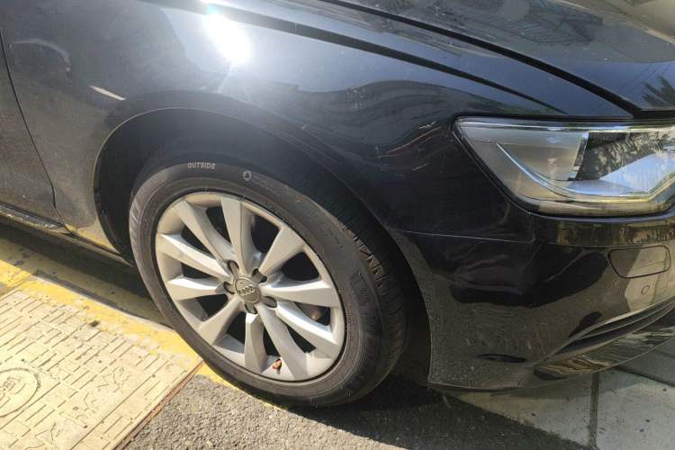 Used Audi A6L 2015 TFSI Millionth Anniversary Intelligent Model Right Front Wheel Hub