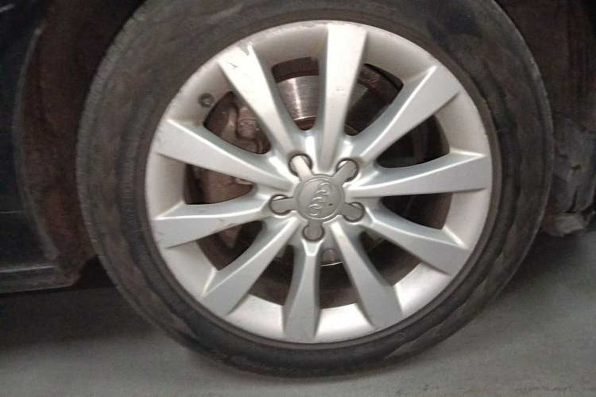 Used Audi A6L 2015 TFSI Millionth Anniversary Intelligent Model Right Front Wheel Hub