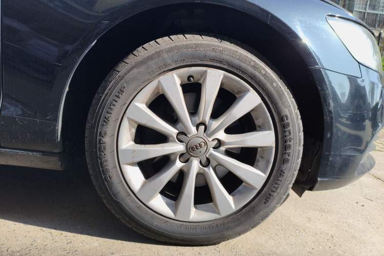 Used Audi A6L 2015 TFSI Millionth Anniversary Intelligent Model Right Front Wheel Hub