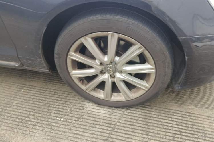 Used Audi A6L 2015 35 FSI quattro Technology Edition Right Front Wheel Hub