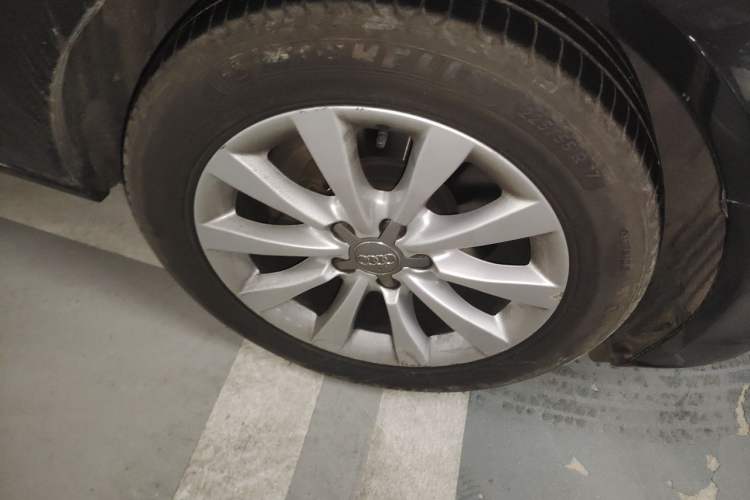 Used Audi A6L 2015 30 FSI Millionth Anniversary Comfort Model Right Front Wheel Hub