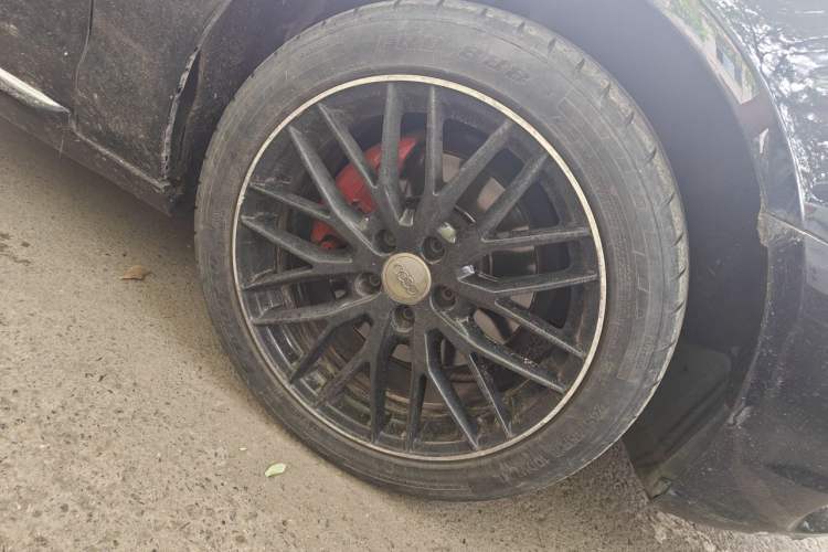 Used Audi A6L 2015 30 FSI Millionth Anniversary Comfort Model Right Front Wheel Hub