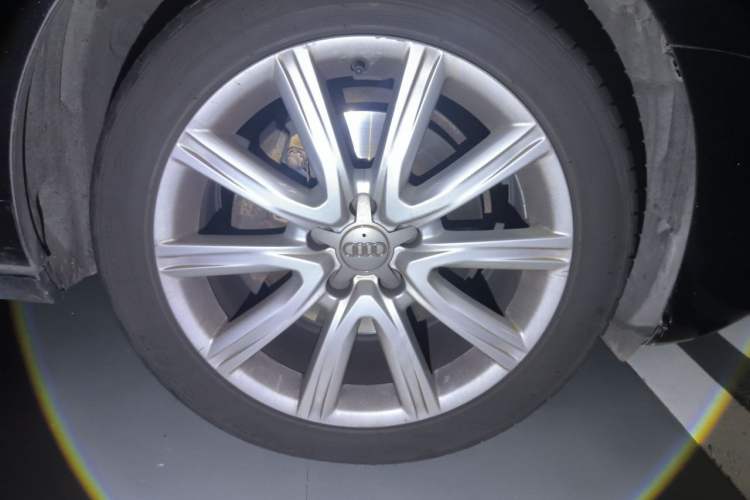 Used Audi A6L 2015 35 FSI quattro Technology Edition Right Front Wheel Hub