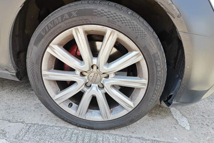 Used Audi A6L 2015 TFSI Millionth Anniversary Intelligent Model Right Front Wheel Hub