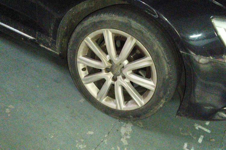 Used Audi A6L 2015 35 FSI quattro Comfort Model Right Front Wheel Hub