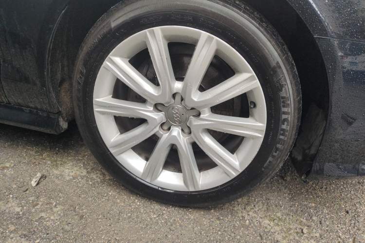 Used Audi A6L 2015 35 FSI quattro Technology Edition Right Front Wheel Hub