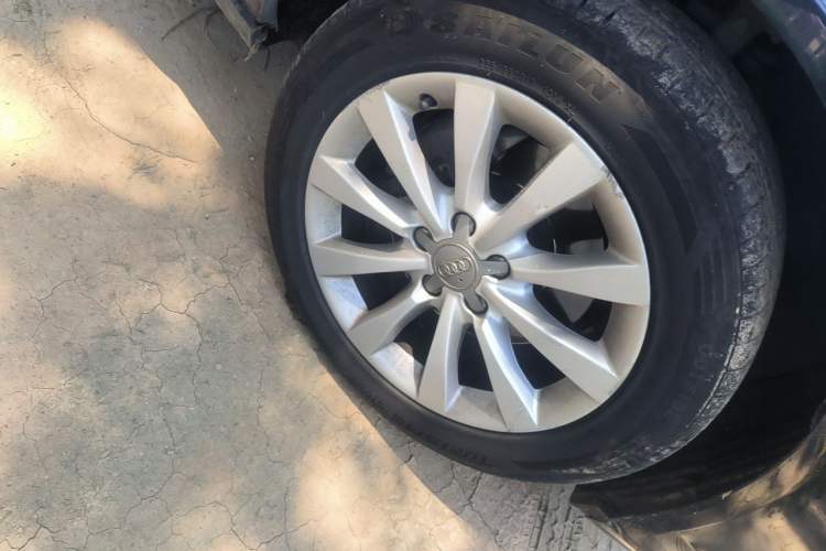 Used Audi A6L 2015 TFSI Millionth Anniversary Intelligent Model Right Front Wheel Hub