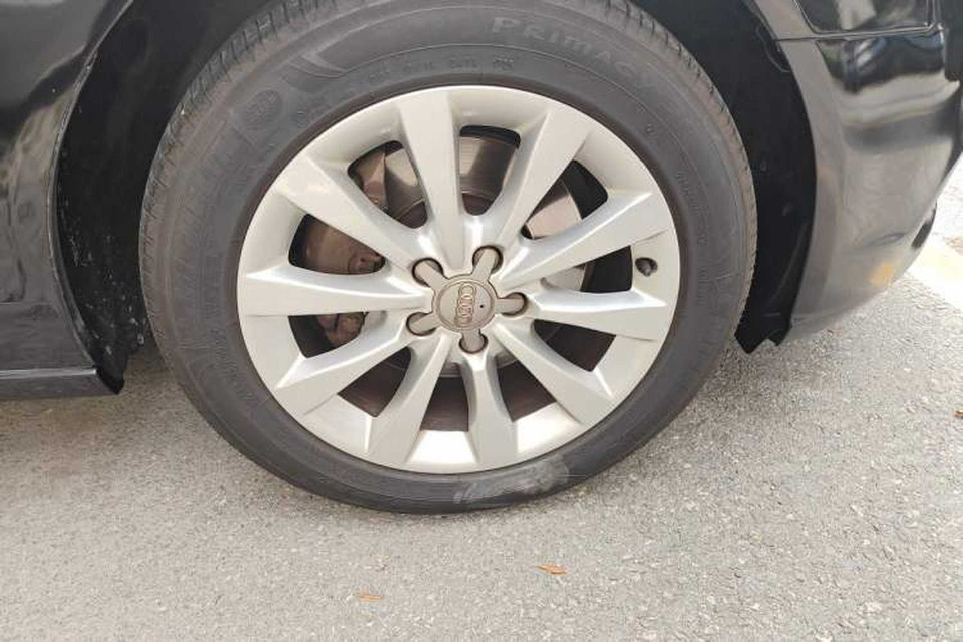 Used Audi A6L 2015 30 FSI Millionth Anniversary Comfort Model Right Front Wheel Hub