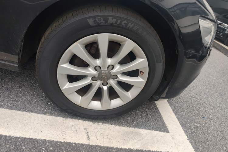 Used Audi A6L 2015 TFSI Millionth Anniversary Intelligent Model Right Front Wheel Hub