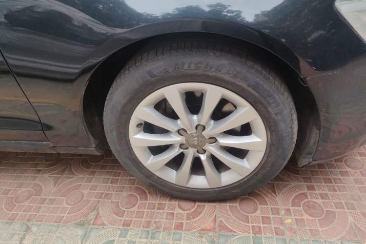 Used Audi A6L 2015 TFSI Millionth Anniversary Intelligent Model Right Front Wheel Hub