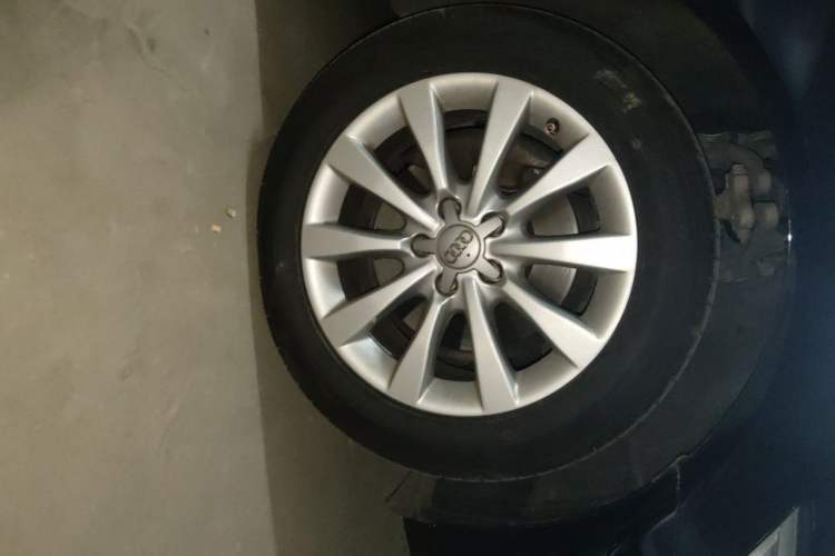 Used Audi A6L 2015 TFSI Millionth Anniversary Intelligent Model Right Front Wheel Hub