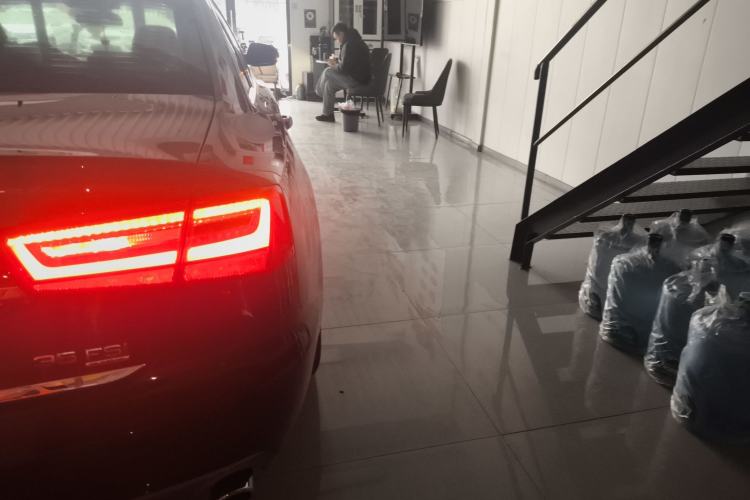 Used Audi A6L 2015 35 FSI quattro Technology Edition Right Rear Taillight
