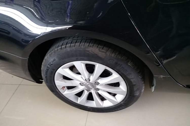 Used Audi A6L 2015 TFSI Millionth Anniversary Intelligent Model Right Rear Wheel Hub