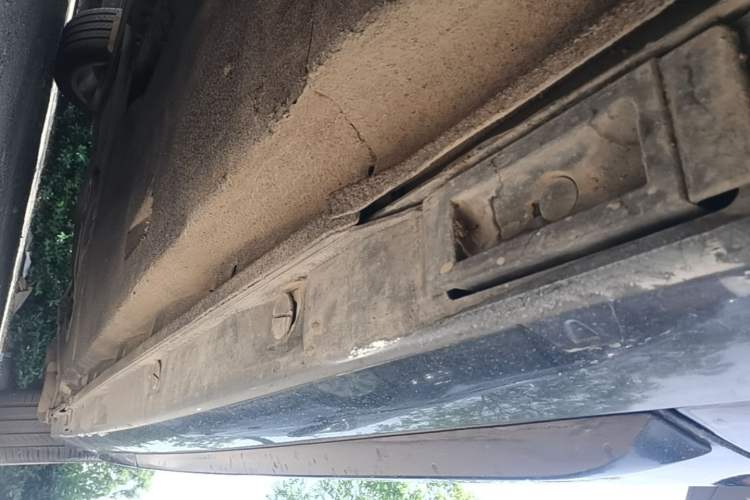 Used Audi A6L 2015 35 FSI quattro Technology Edition Right Side Sill