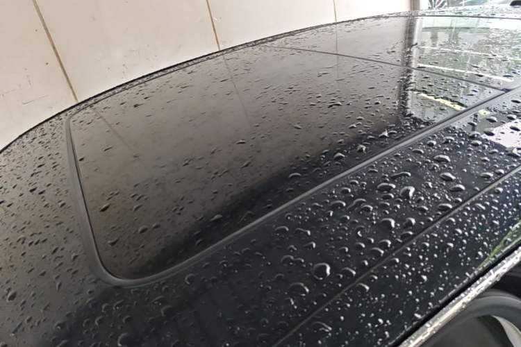 Used Audi A6L 2015 30 FSI Millionth Anniversary Comfort Model Roof