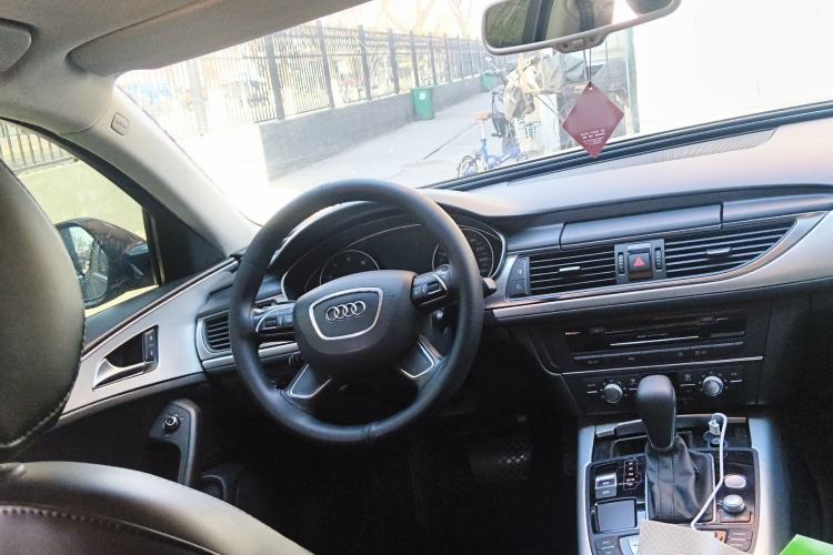 Used Audi A6L 2015 TFSI Millionth Anniversary Intelligent Model Steering Wheel