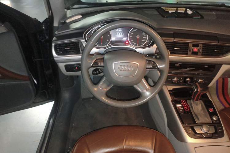 Used Audi A6L 2015 TFSI Millionth Anniversary Intelligent Model Steering Wheel