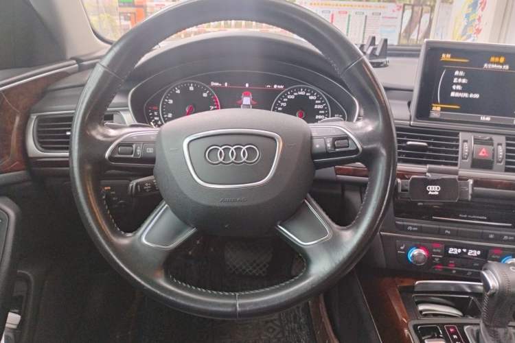 Used Audi A6L 2015 30 FSI Millionth Anniversary Comfort Model Steering Wheel