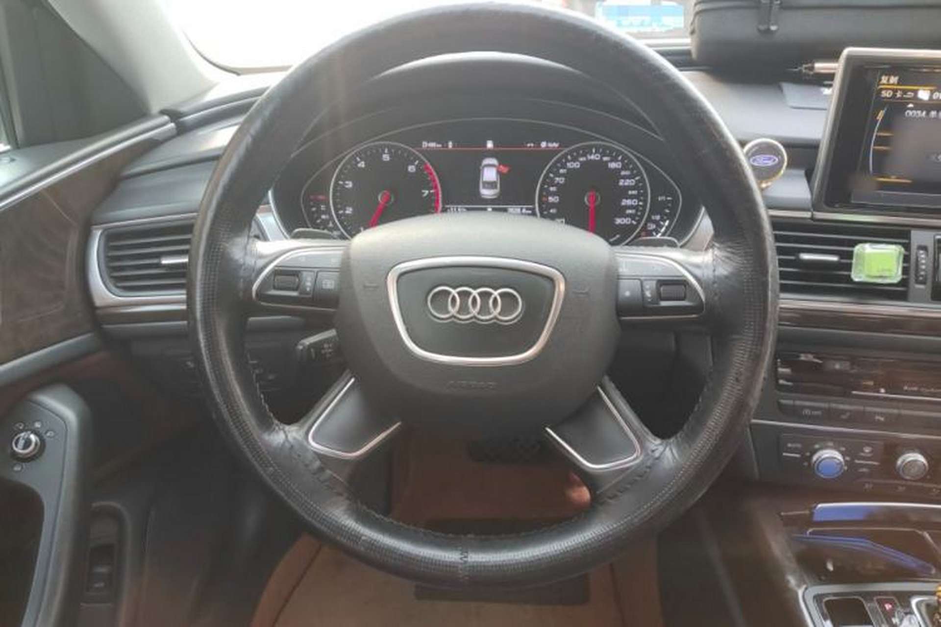 Used Audi A6L 2015 TFSI Millionth Anniversary Intelligent Model Steering Wheel