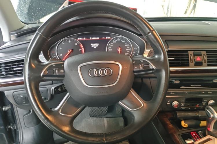 Used Audi A6L 2015 30 FSI Millionth Anniversary Comfort Model Steering Wheel