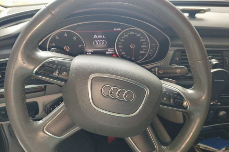 Used Audi A6L 2015 TFSI Millionth Anniversary Intelligent Model Steering Wheel