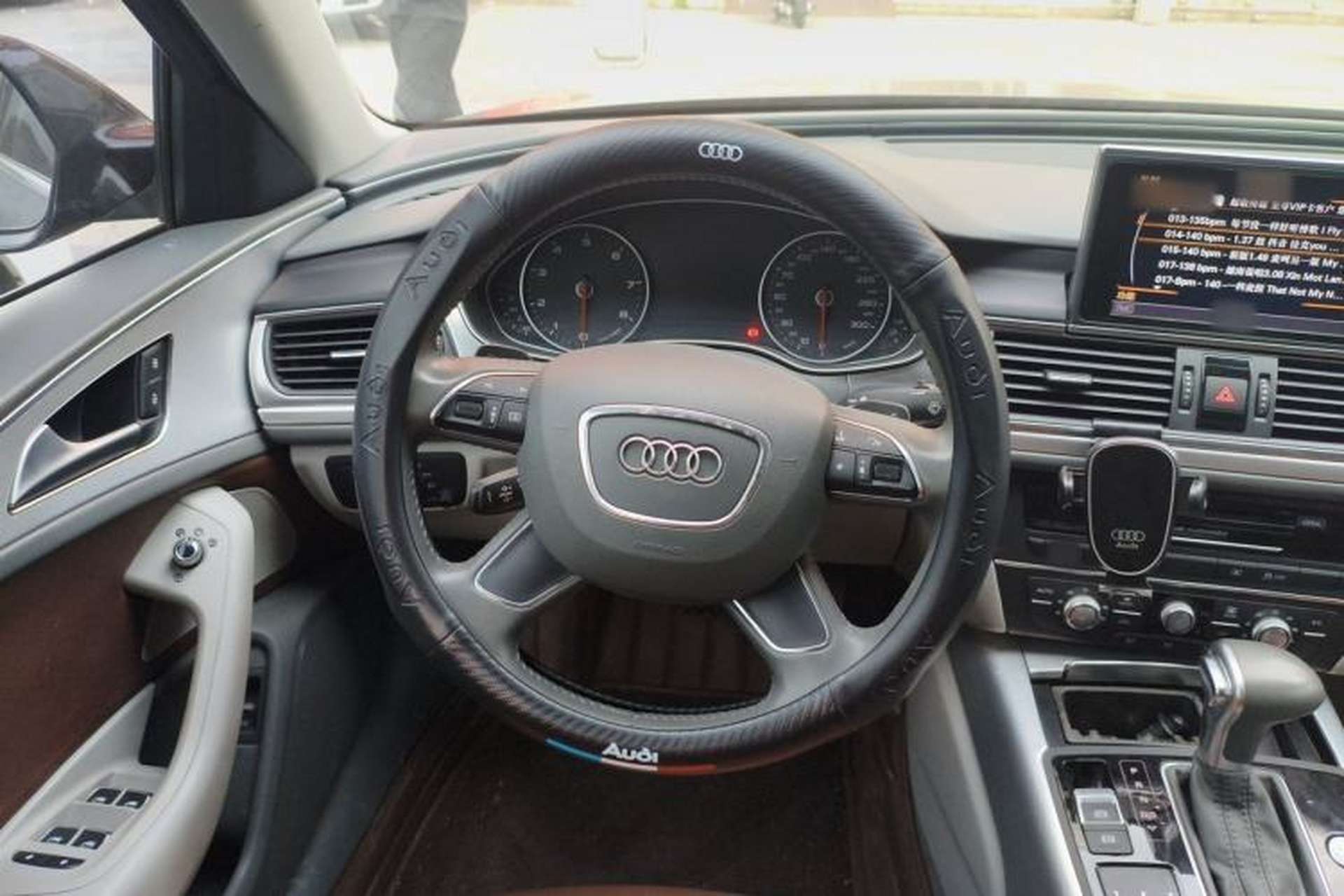 Used Audi A6L 2015 TFSI Millionth Anniversary Intelligent Model Steering Wheel
